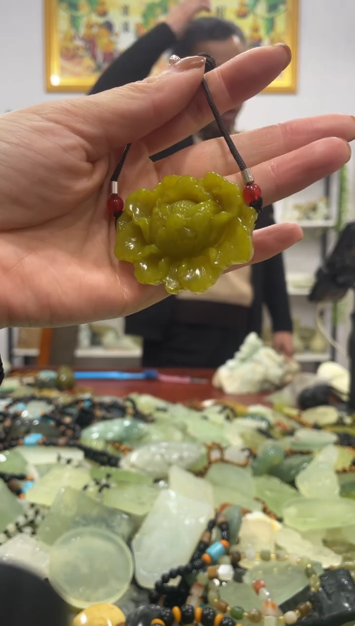 【闪购商品】岫玉吊坠未镶嵌