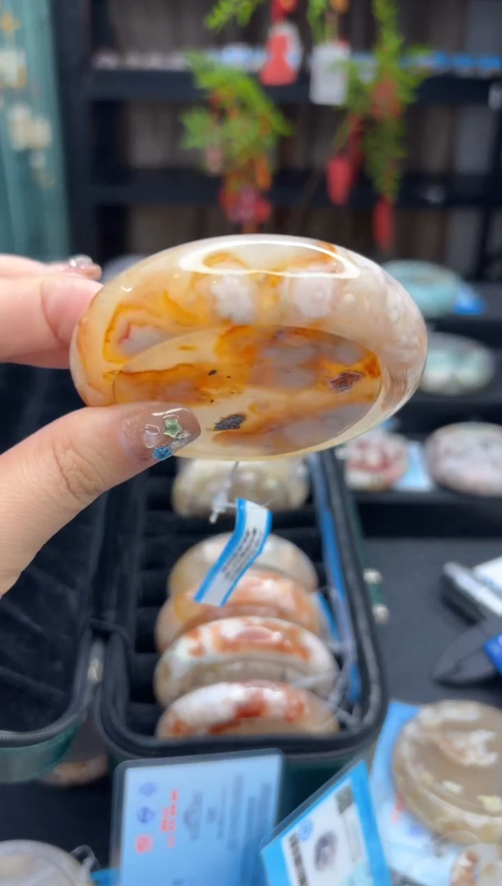 【闪购商品】石英质玉手镯未镶嵌68（57圈赠送镯心）
