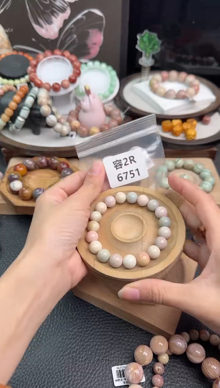 未镶嵌手链石英质玉A**奶2R6751