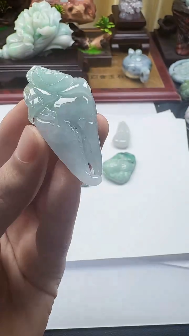 吊坠(不含链)未镶嵌翡翠1