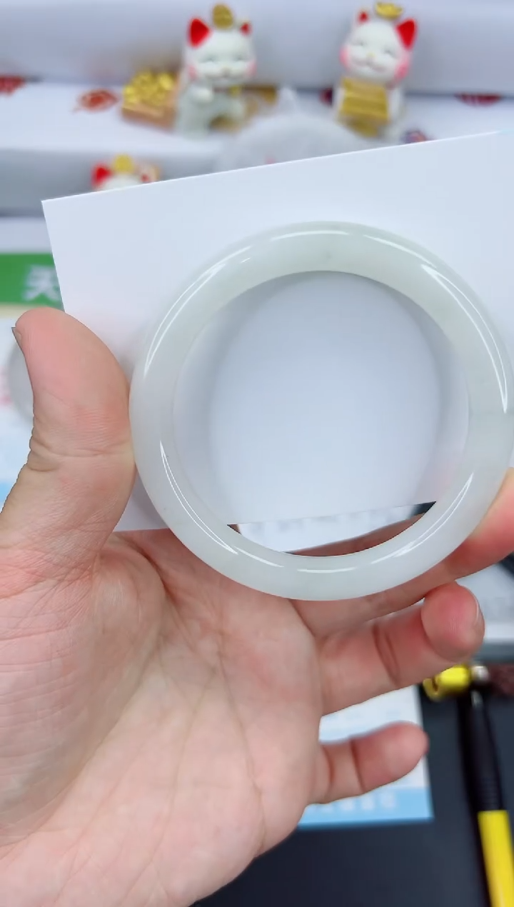 【闪购商品】石英质玉手镯未镶嵌2267-56.7