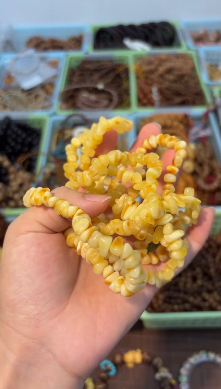 未镶嵌琥珀戒指白花蜡随行单圈