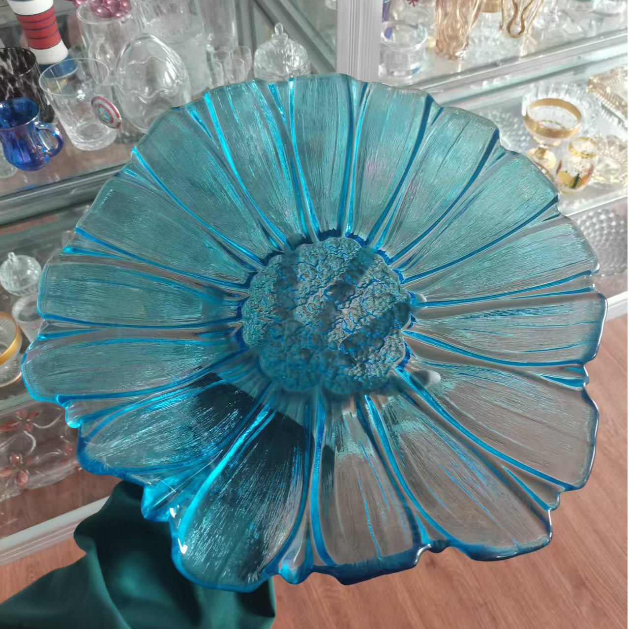 北欧轻奢高档玻璃果盘家用大号创意