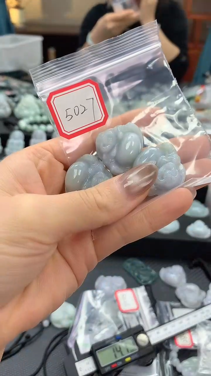 颈饰未镶嵌翡翠佛公5027 多样性发一件