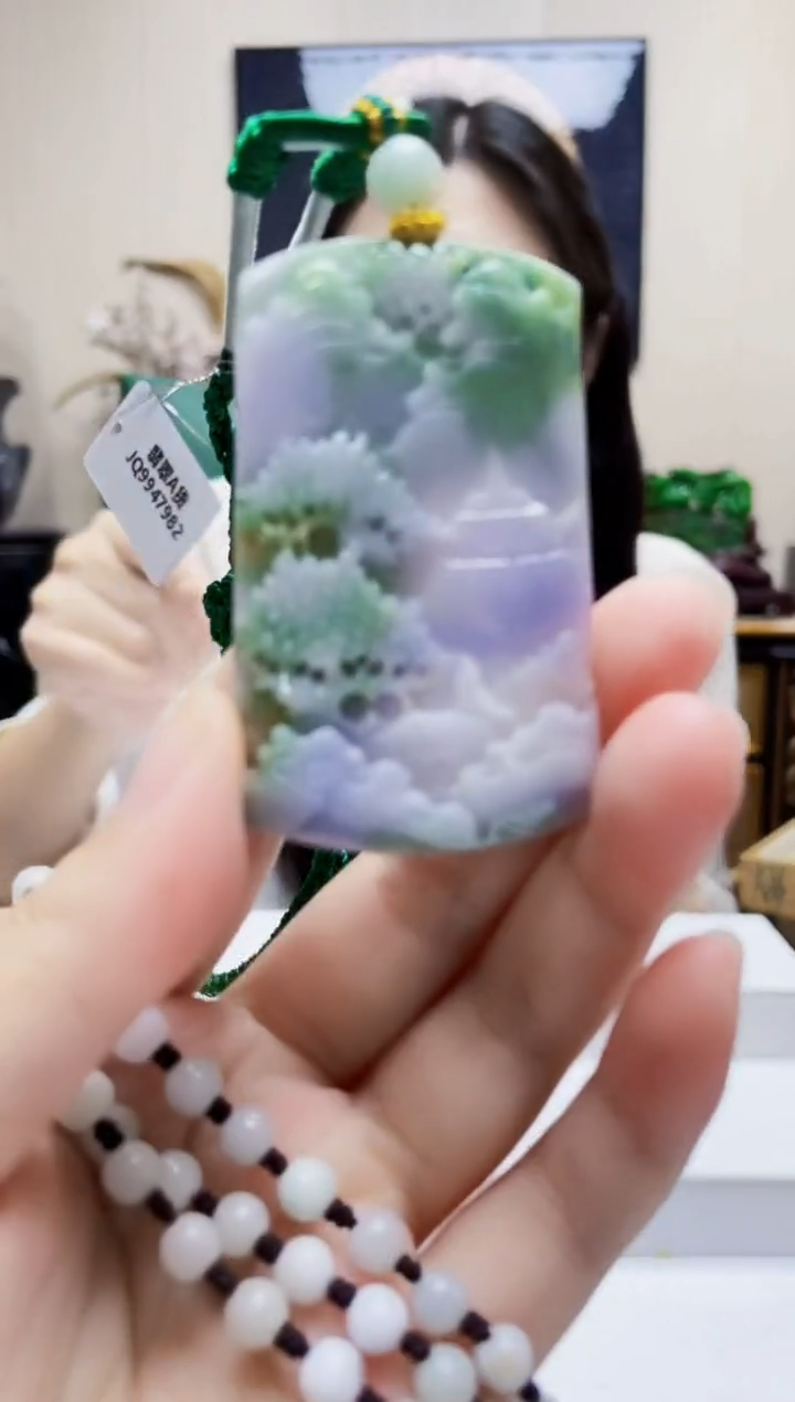 未镶嵌定制翡翠吊坠98