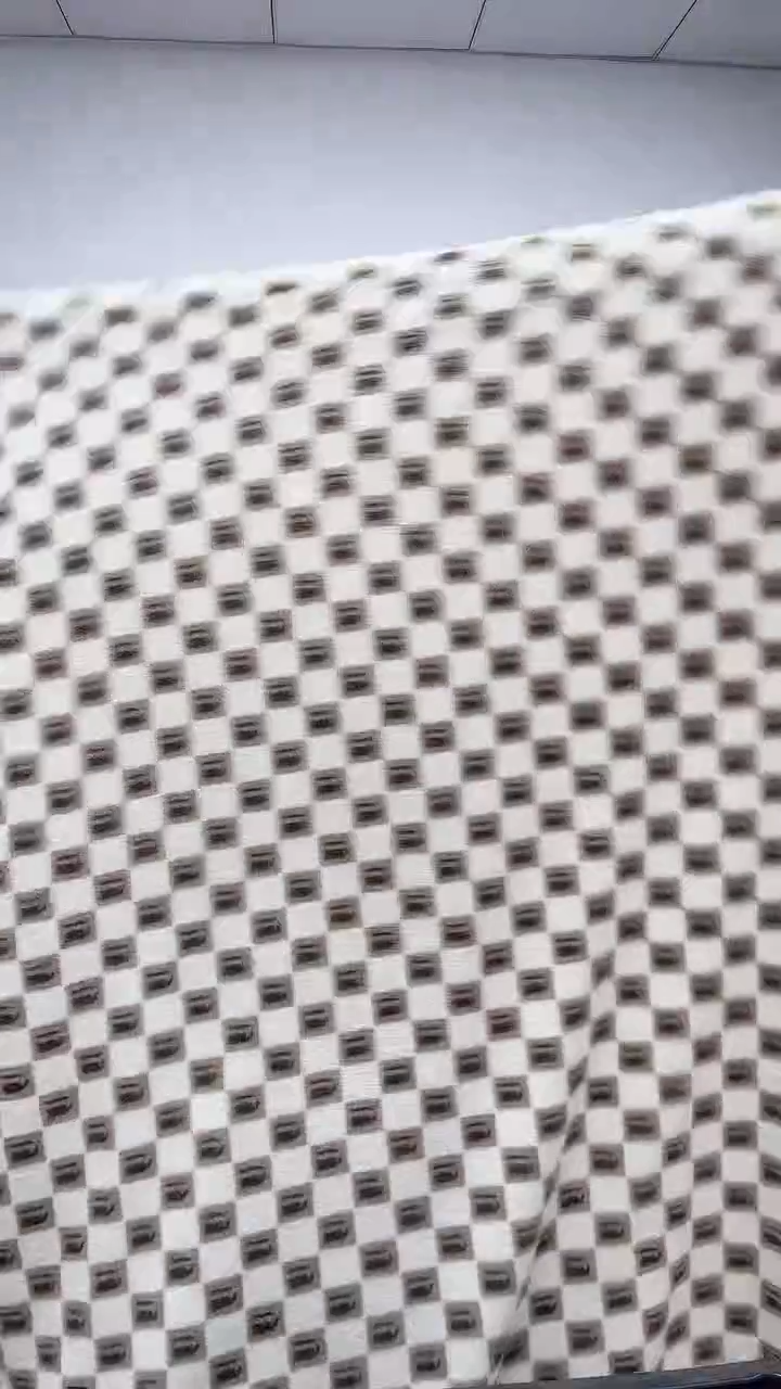 法兰绒2.4X1.8左右以主播介紹為準