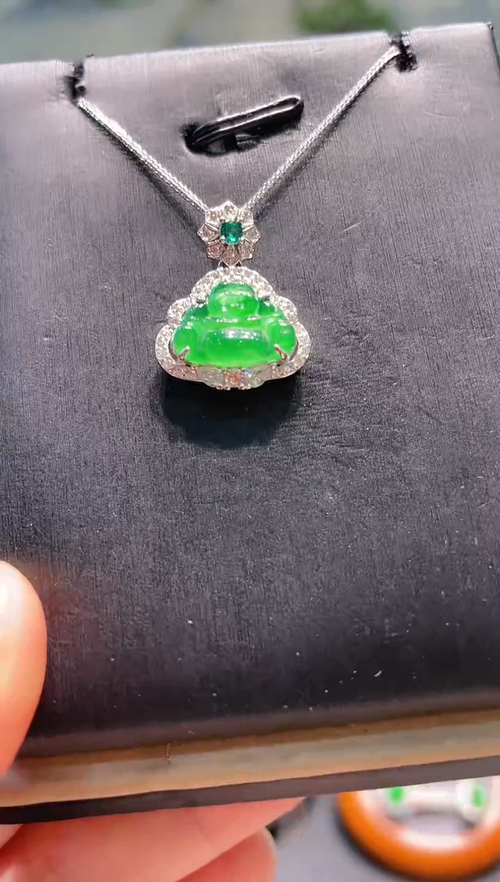 【闪购商品】翡翠颈饰未镶嵌A6天然A货翡翠