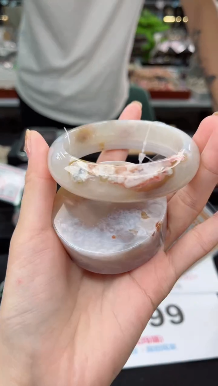 【闪购商品】石英质玉手镯未镶嵌60圈口（不退不换）1503186