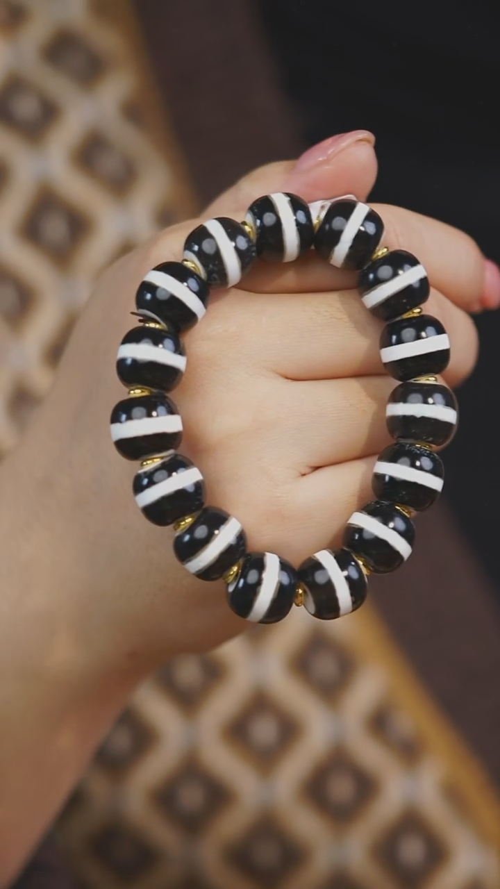 【闪购商品】玛瑙/玉髓手串未镶嵌多样性发其一