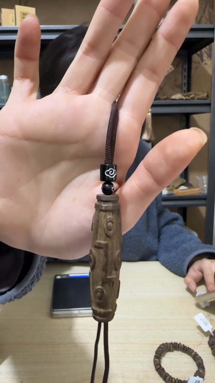 【闪购商品】沉香吊坠43号加里曼丹天珠吊坠