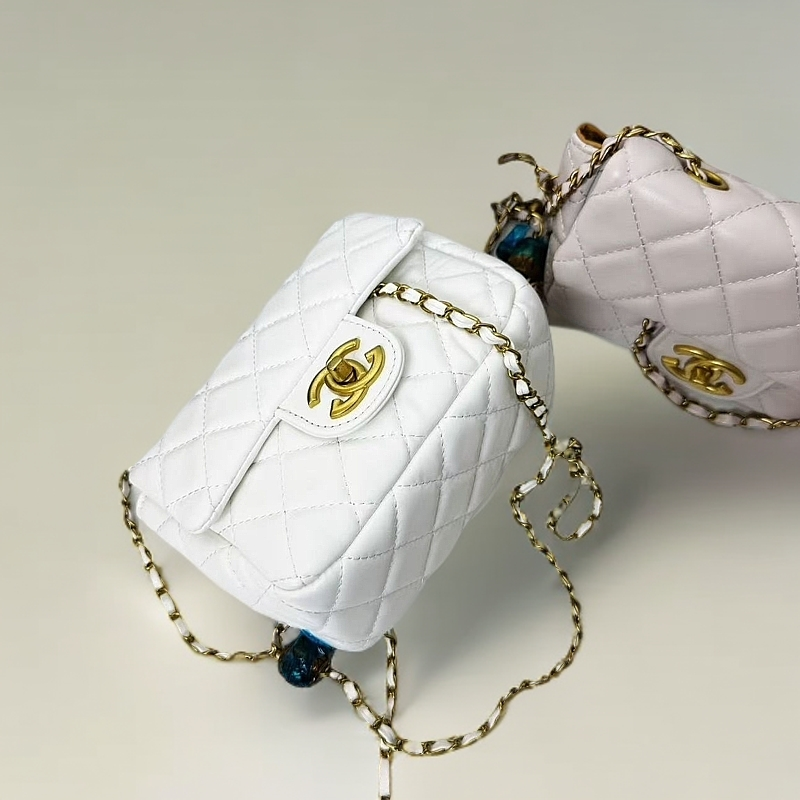 小香风2025新款质感百搭单肩休闲小众包盖女士斜跨包格子轻奢口