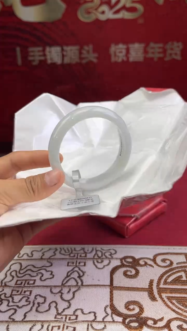 【闪购商品】翡翠手镯未镶嵌8翡翠手镯