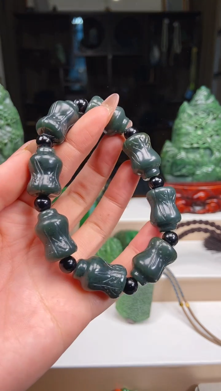 【闪购商品】和田玉挂件未镶嵌1