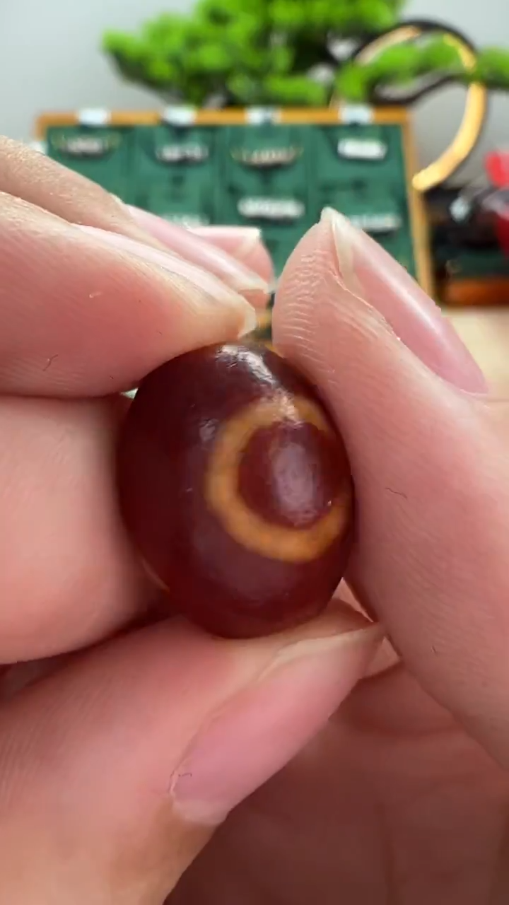 玛瑙/玉髓（覆膜）颈饰未镶嵌120.（微瑕随机发货）