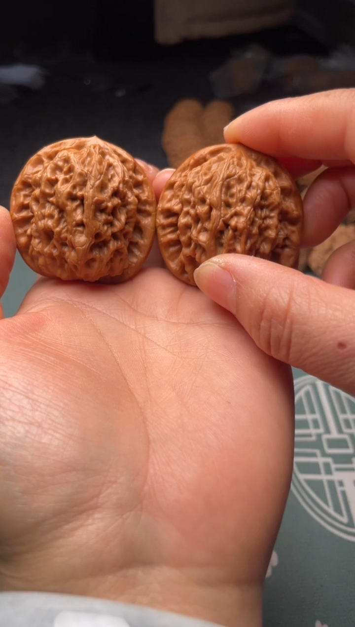 把件文玩核桃w83  金公子 42尺