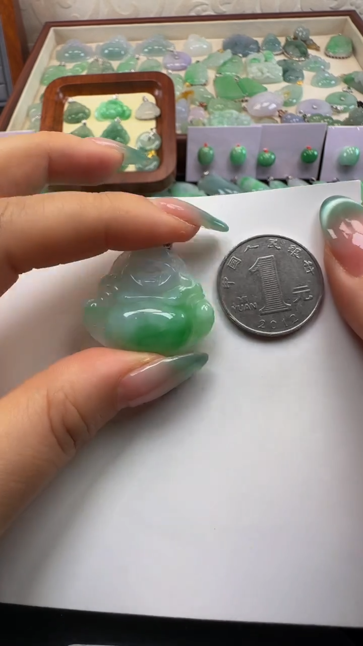 吊坠(不含链)18K金镶嵌翡翠佛公