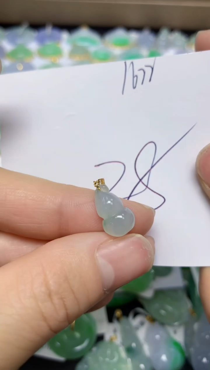 【闪购商品】翡翠18K金镶嵌挂件天然翡翠A货