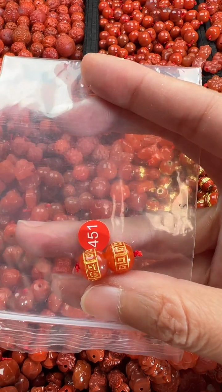 【闪购商品】南红玛瑙颈饰未镶嵌3