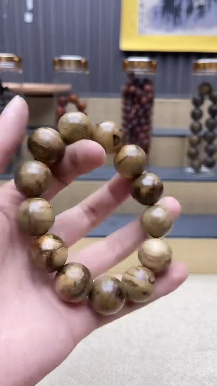 沉香碎屑沉香手链