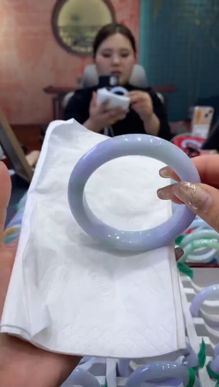 【闪购商品】翡翠手镯未镶嵌多人004133