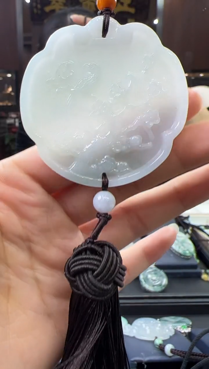 【闪购商品】翡翠挂件未镶嵌车挂