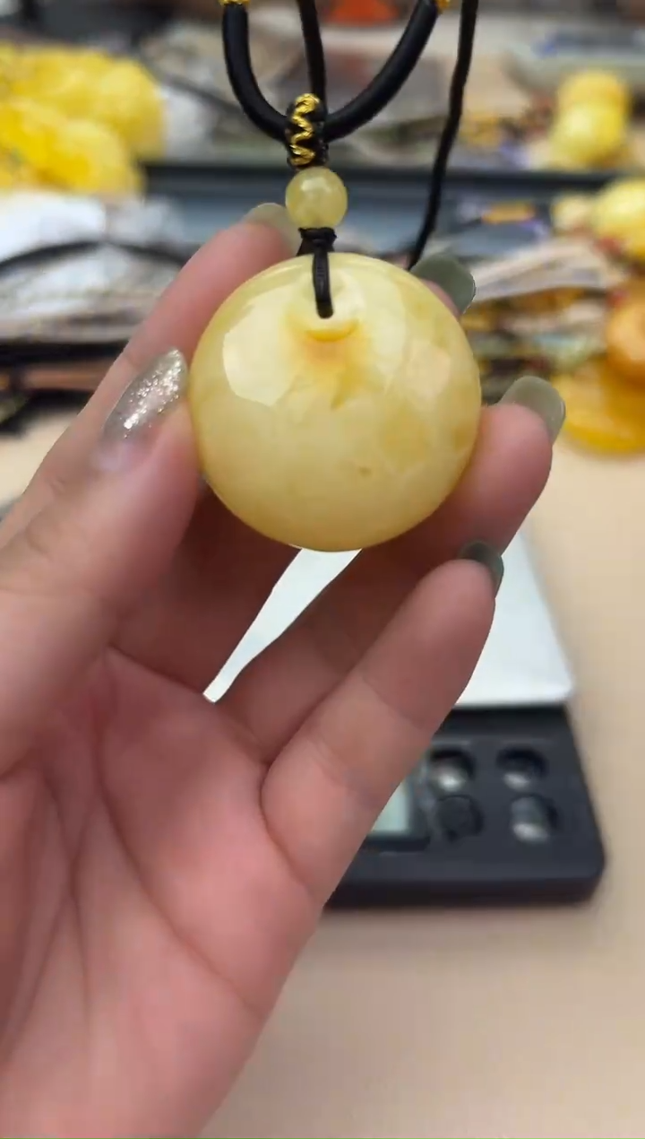 未镶嵌蜜蜡裸石蜜蜡吊坠