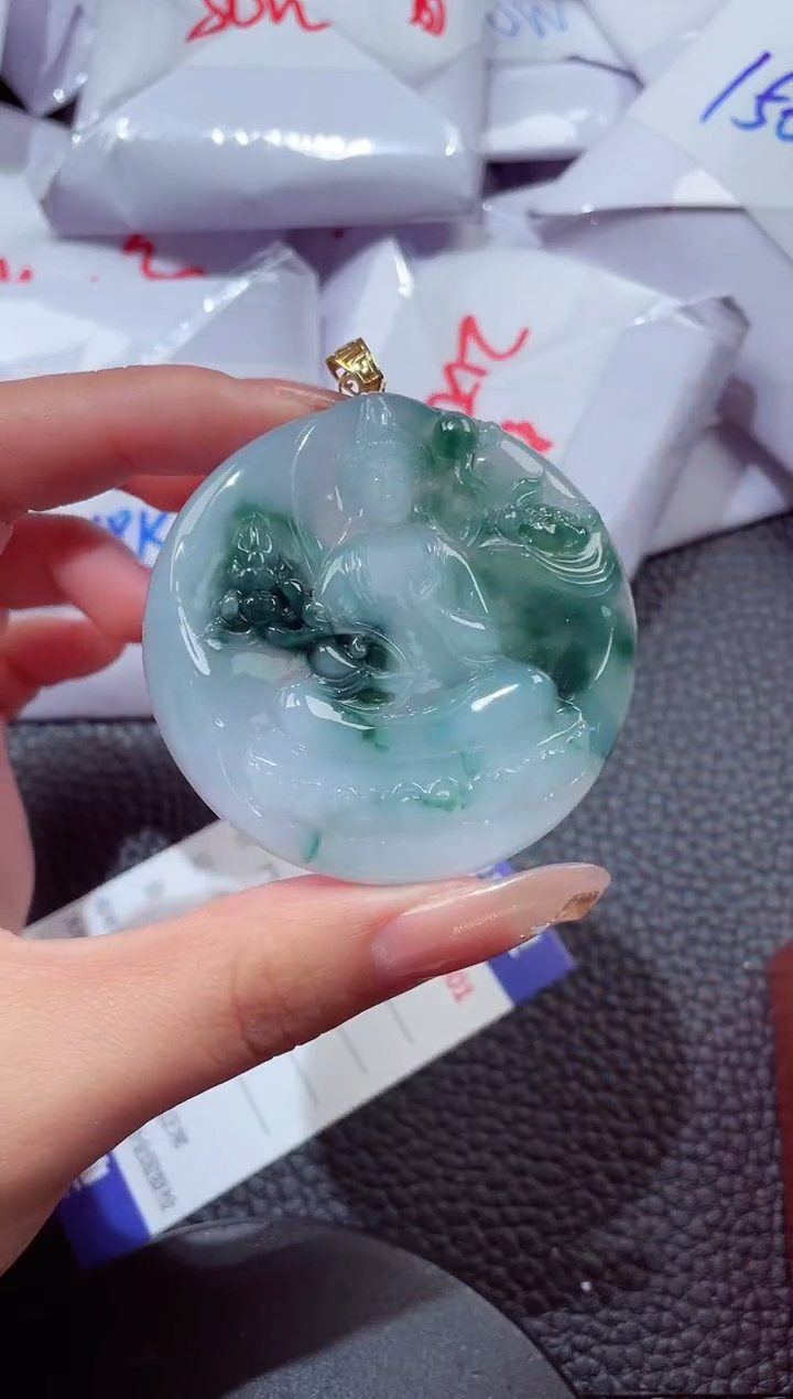 颈饰未镶嵌翡翠00000