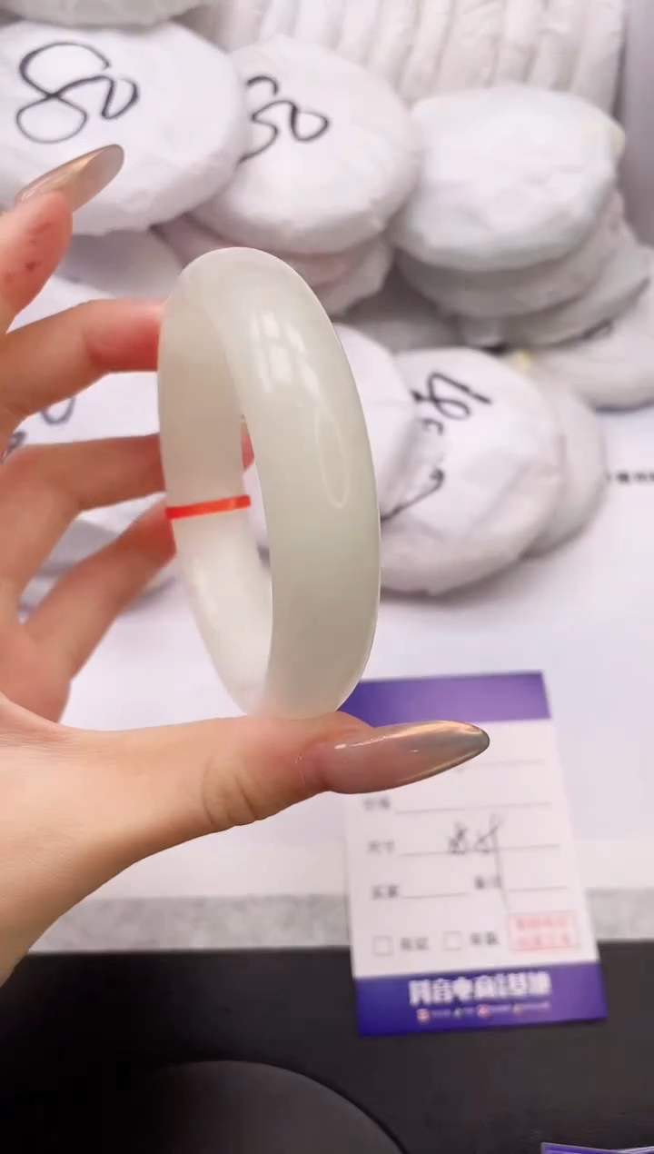 【闪购商品】和田玉手镯未镶嵌15K26-58