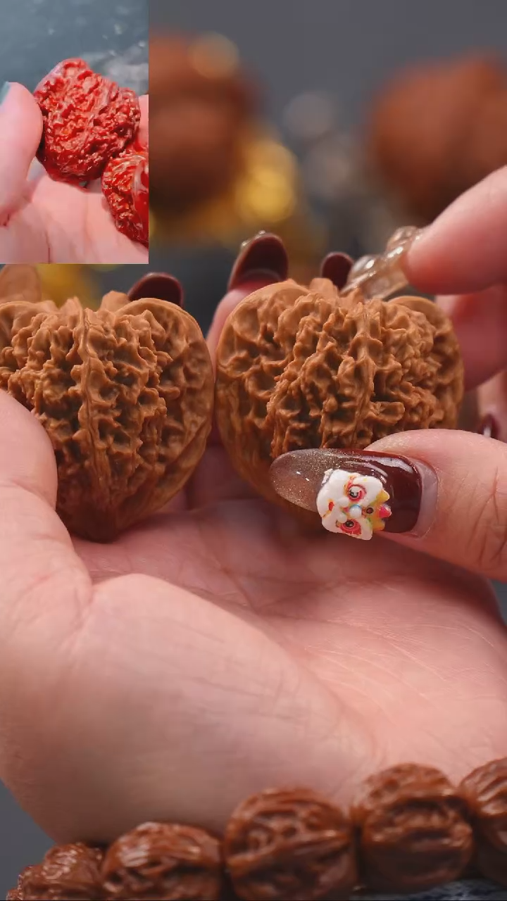 【闪购商品】文玩核桃把件41满天星狮子头