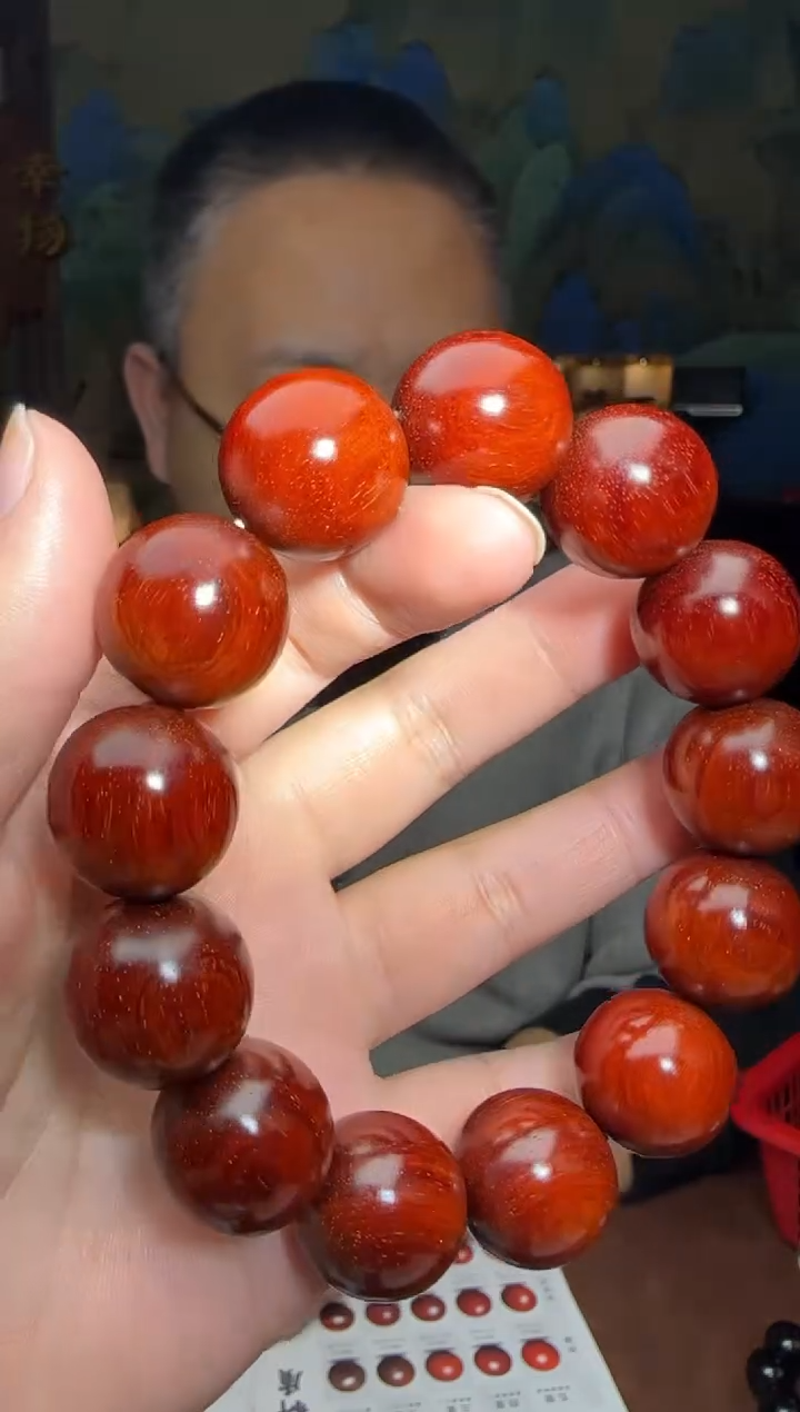 【闪购商品】小叶紫檀手串/手链1.8*13颗5星原汁原味泥料