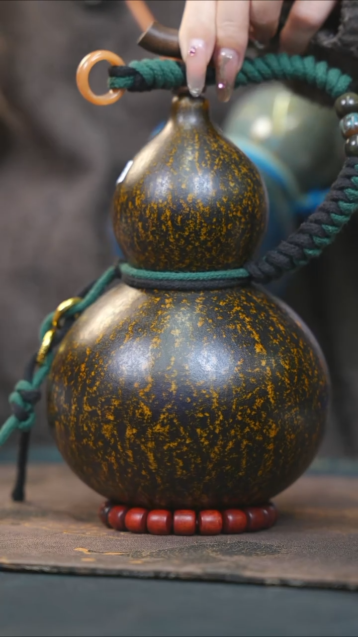 【闪购商品】WS275大漆酒葫芦不包手串及旋转底座