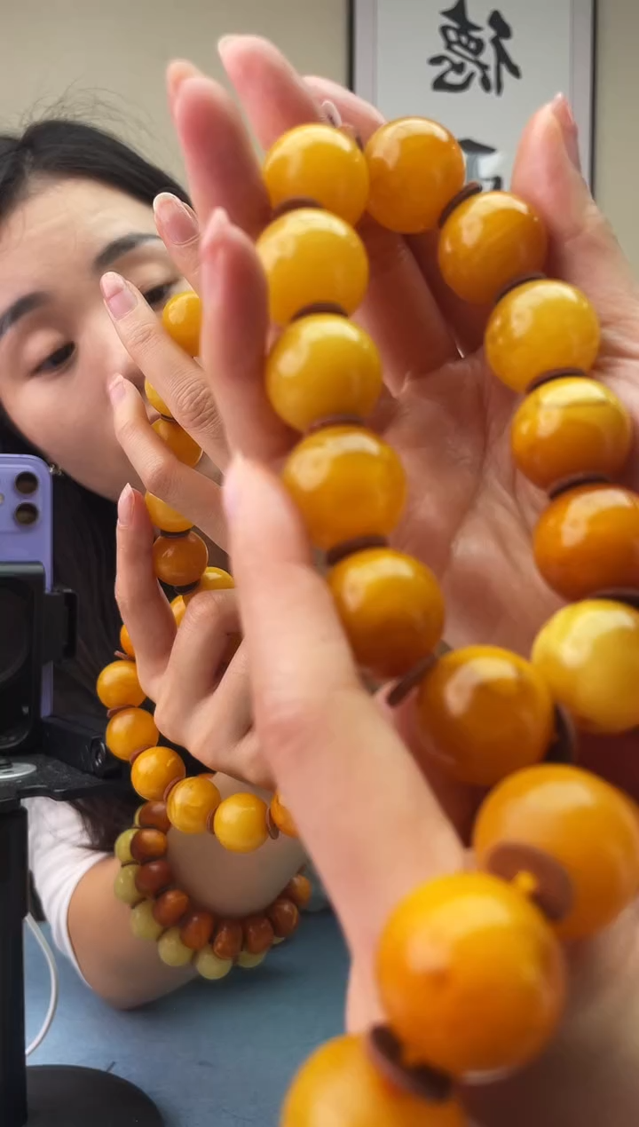 琥珀未镶嵌珠宝奇石T052 19假一罚十，多样性发一件