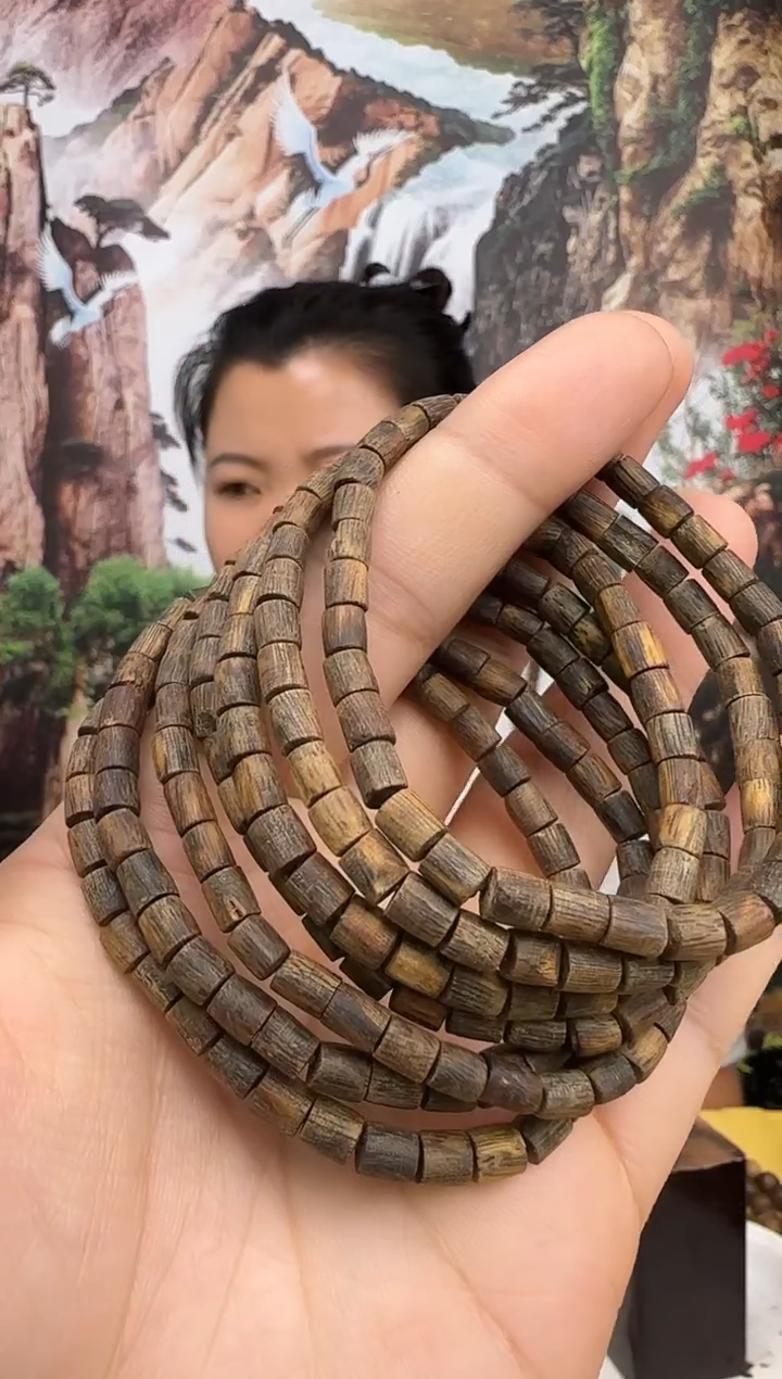 沉香沉香碎屑+桶卡T5/6沉水白奇沉香不规整宠粉多样性发一