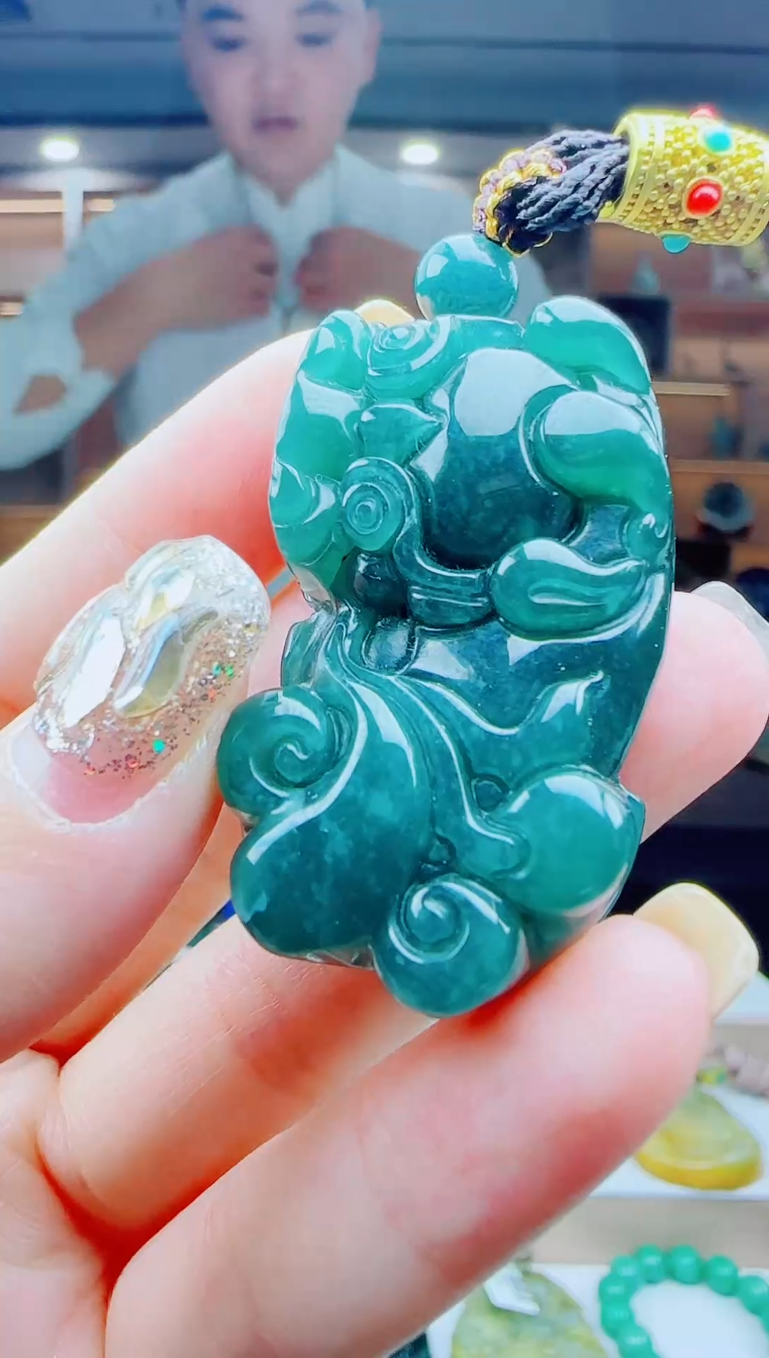 颈饰未镶嵌翡翠多样性发其一   貔貅 