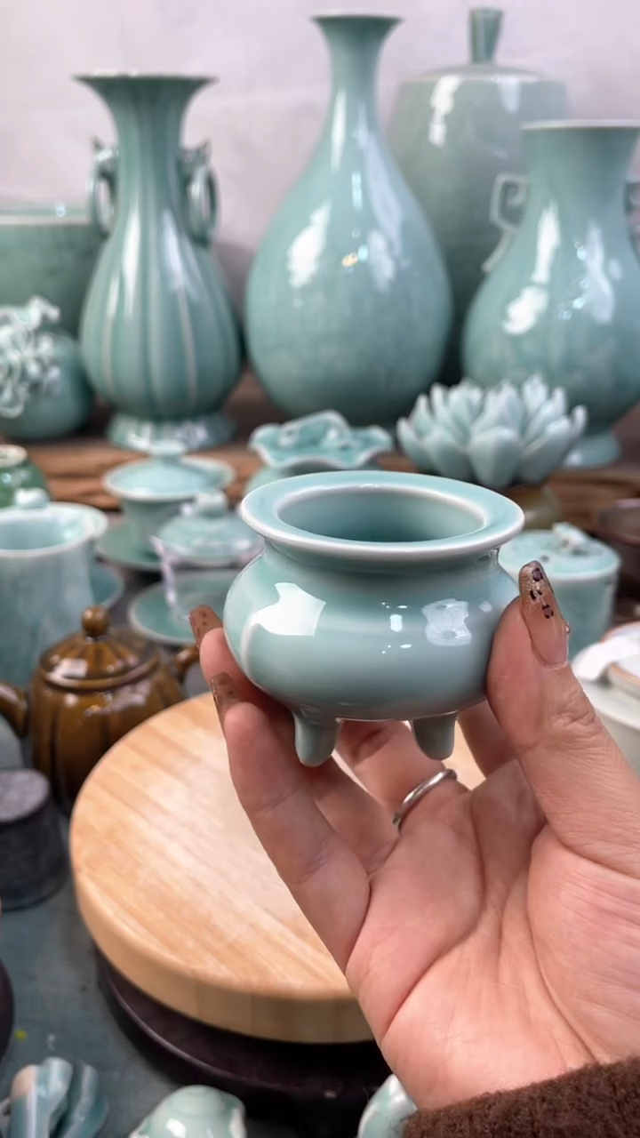 【闪购商品】特价福利 微瑕 慧仙青瓷