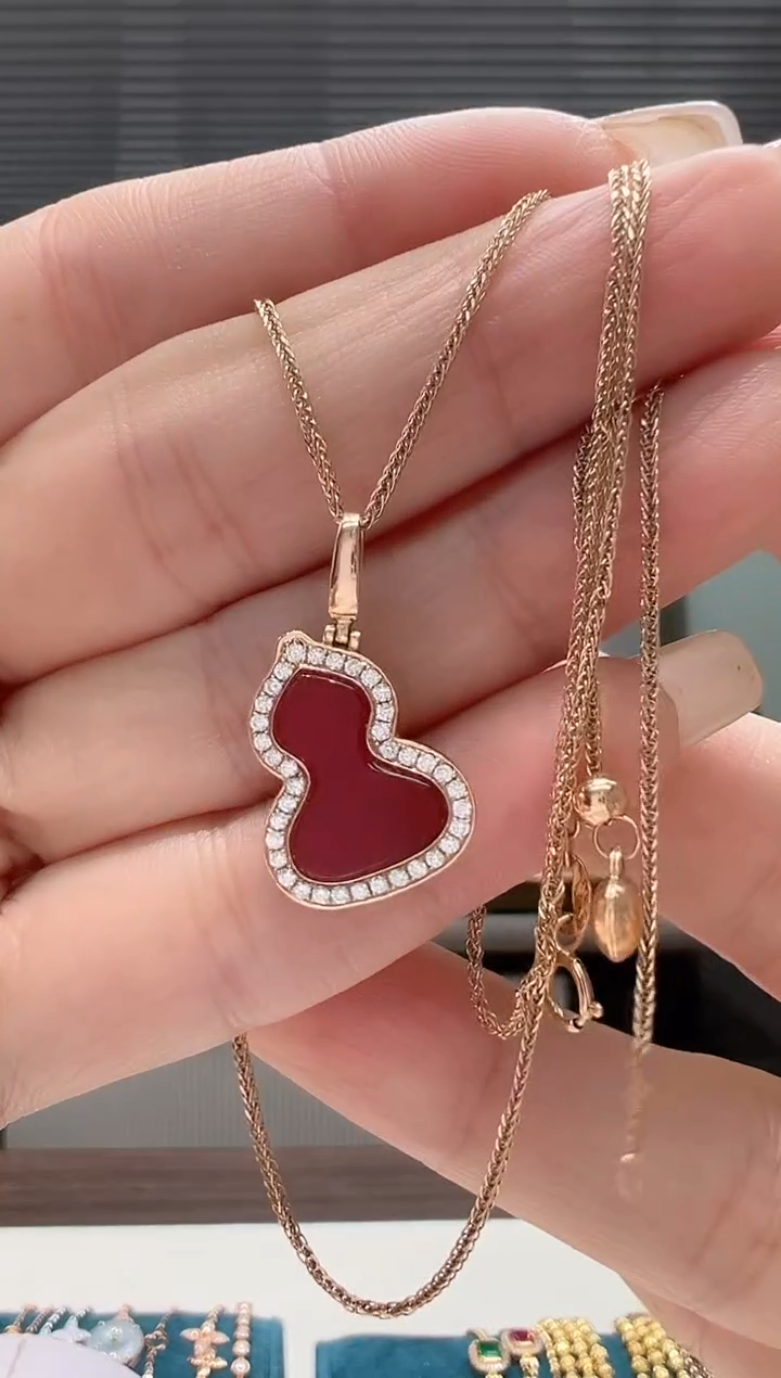 【闪购商品】钻石颈饰18K金镶嵌满钻红葫芦吊坠+50肖邦链