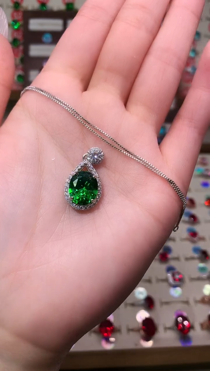 无吊坠925银 典藏 轻奢 小祖母绿绿色系10*12戴妃银托吊坠赠链