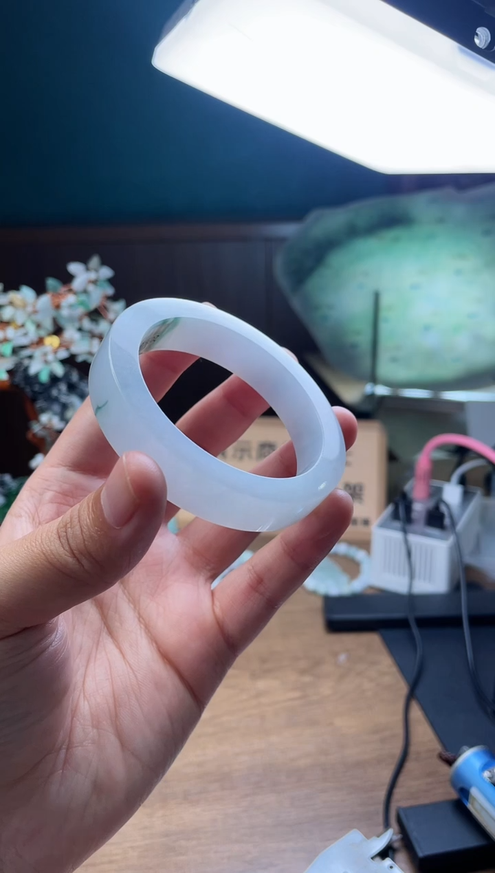 【闪购商品】定制翡翠手镯未镶嵌定制