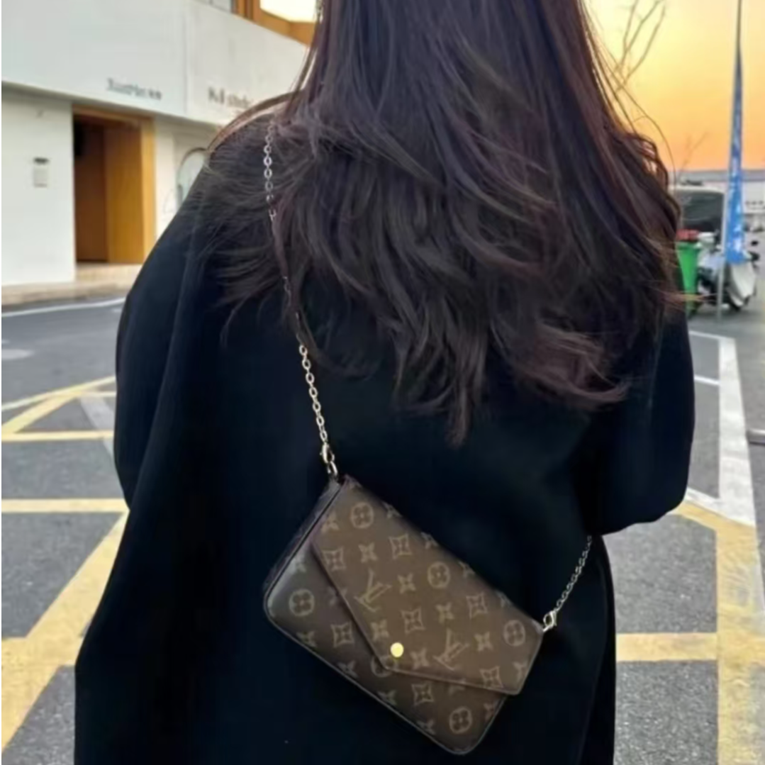 99新 LV 经典老花链条/无子袋