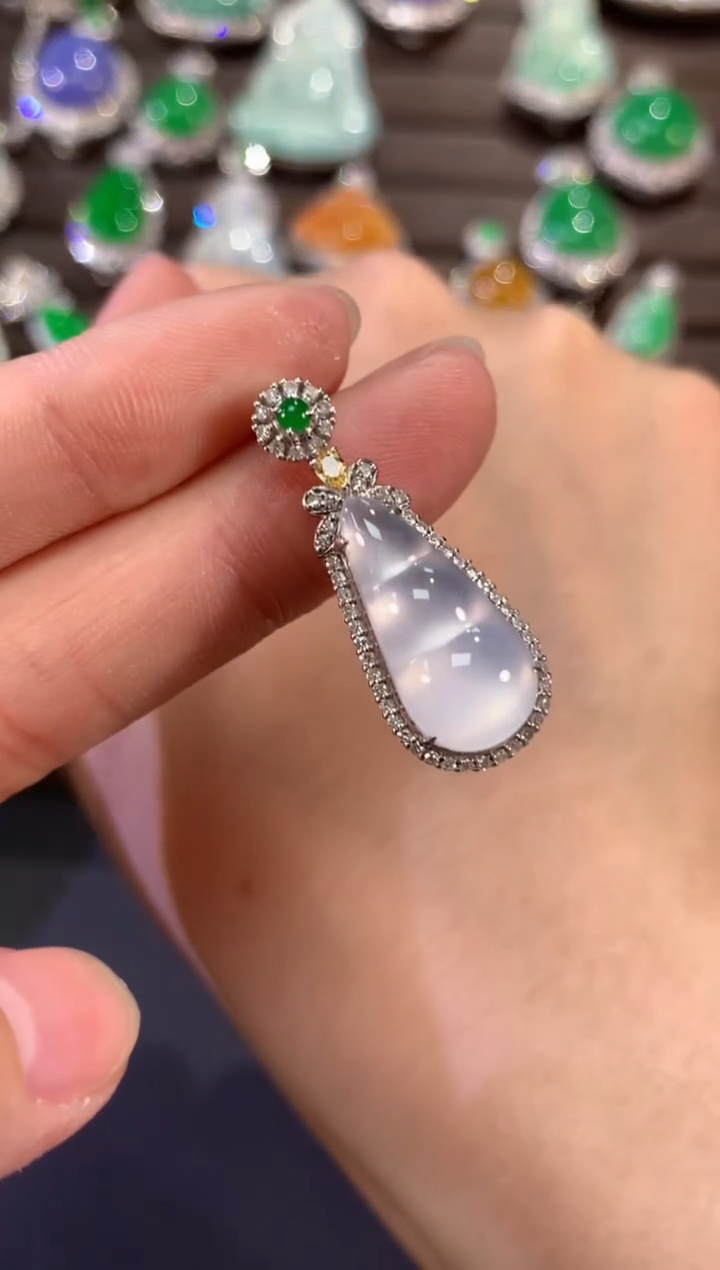 【闪购商品】翡翠吊坠(不含链)18K金镶嵌Z194|6980