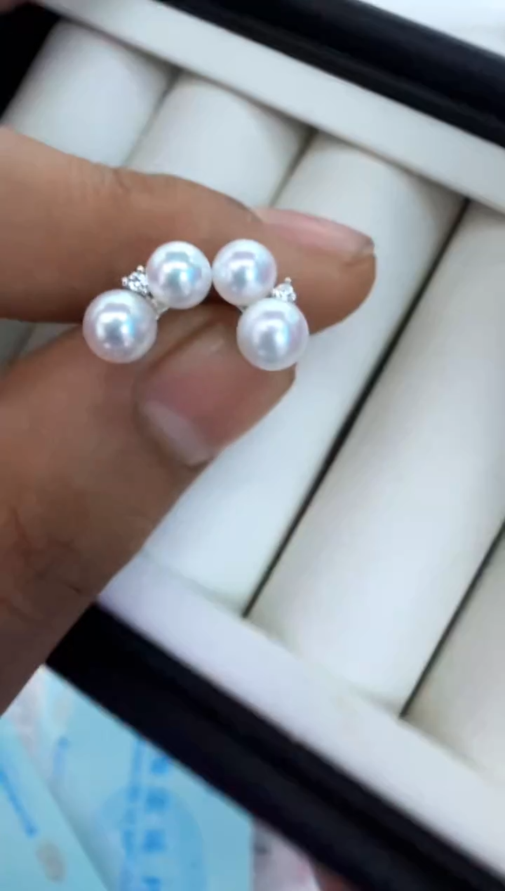 【闪购商品】海水珍珠耳饰银S925镶嵌耳钉