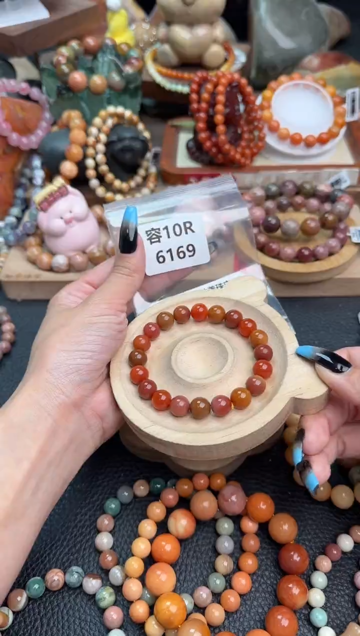 【闪购商品】石英质玉手链未镶嵌10R6169