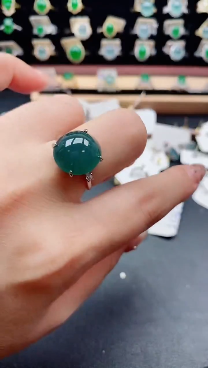 银S925镶嵌戒指翡翠1
