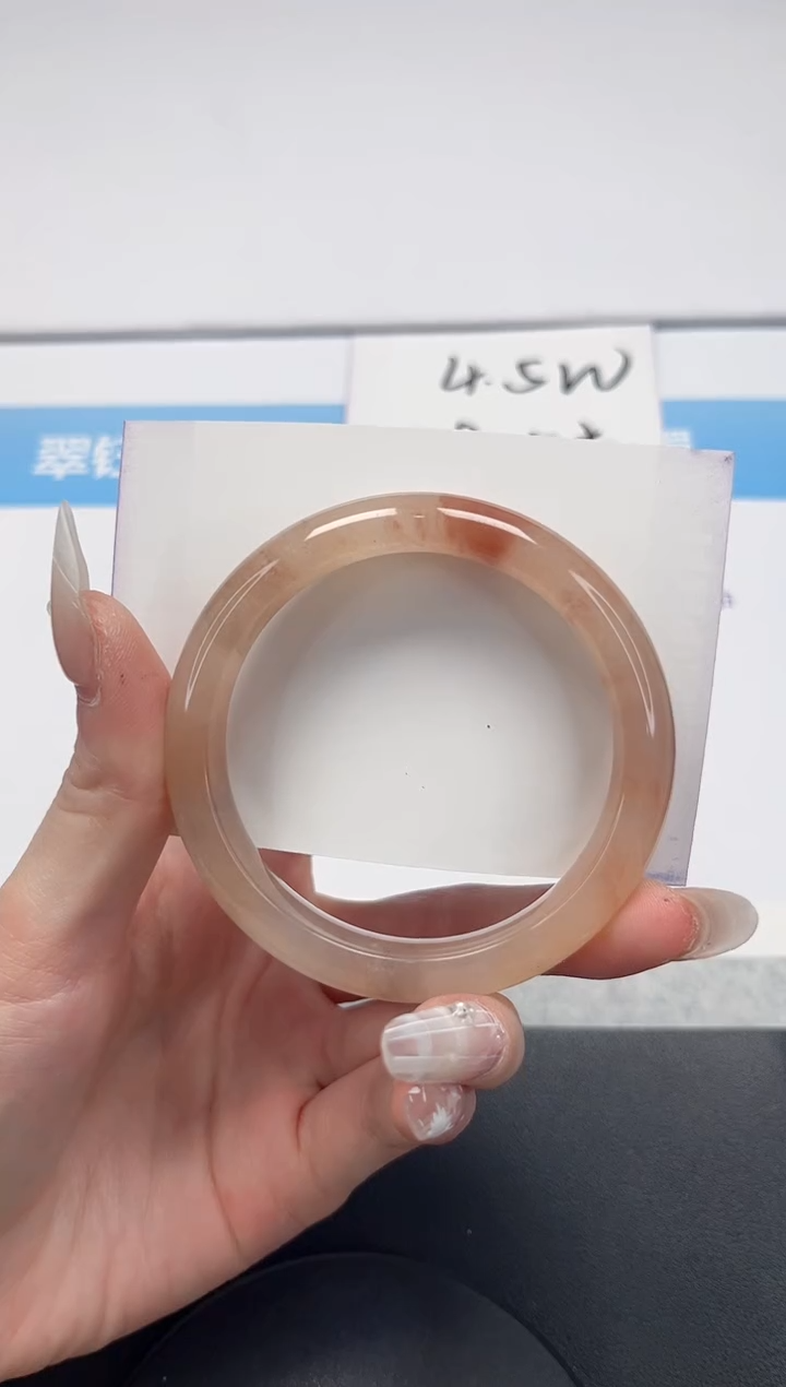 【闪购商品】石英质玉手镯未镶嵌V207-56.1