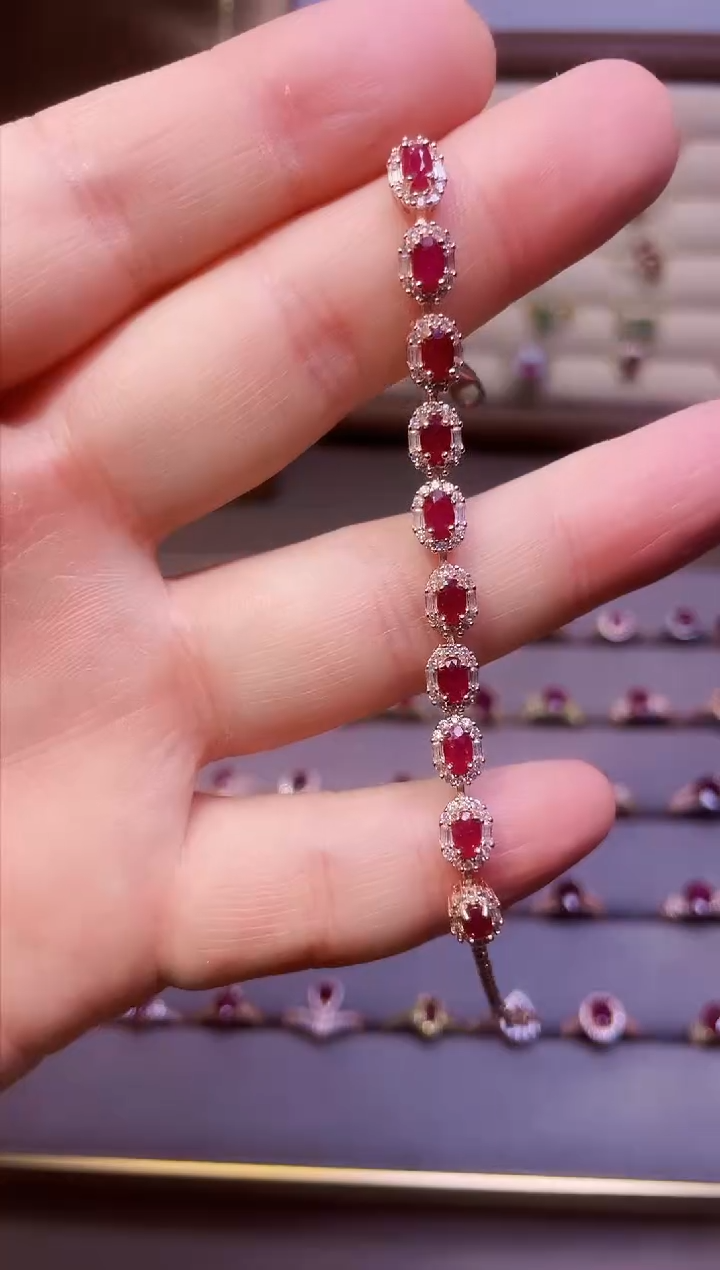 【闪购商品】红宝石手链银S925镶嵌一条