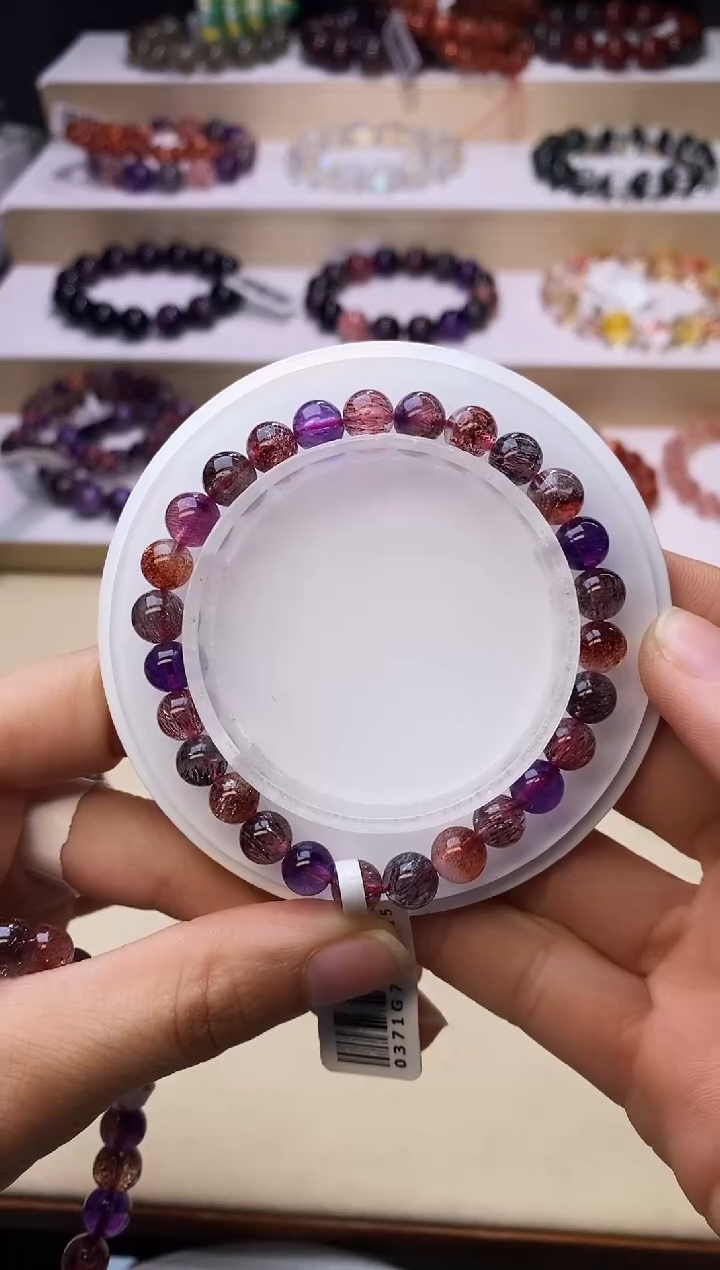 【闪购商品】水晶手链未镶嵌黑加仑超七7m+