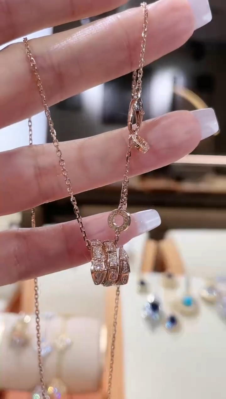 【闪购商品】钻石颈饰18K金镶嵌项链