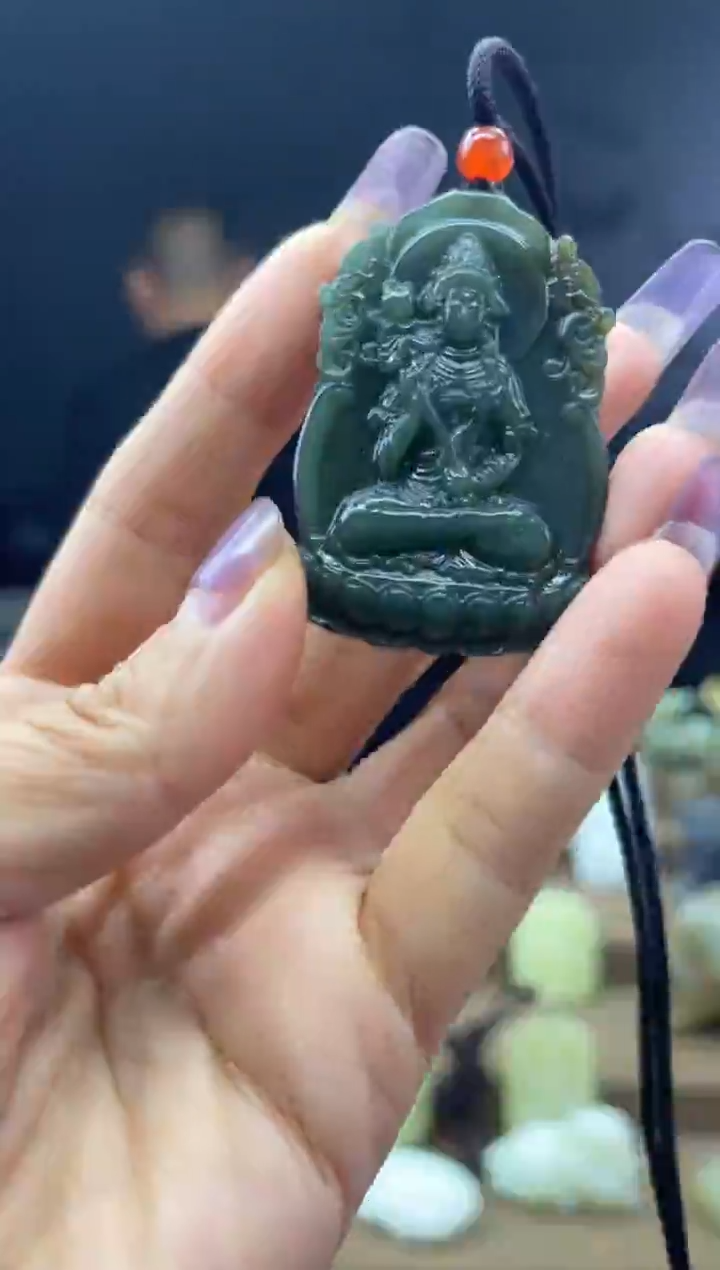 颈饰未镶嵌和田玉1