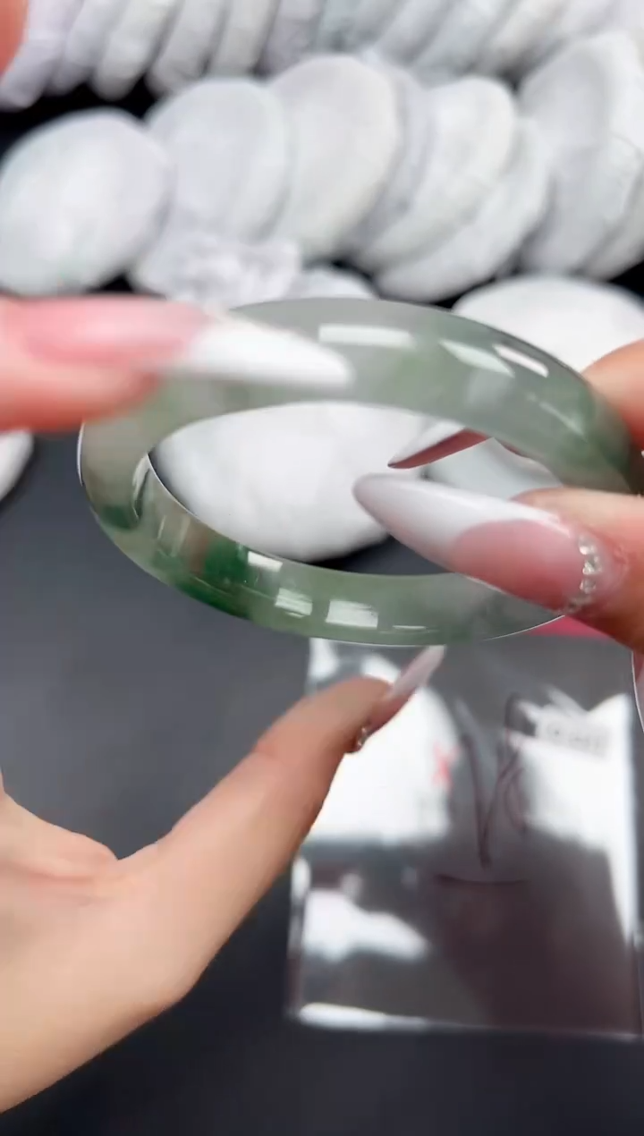 精品手镯，一物一拍O-041