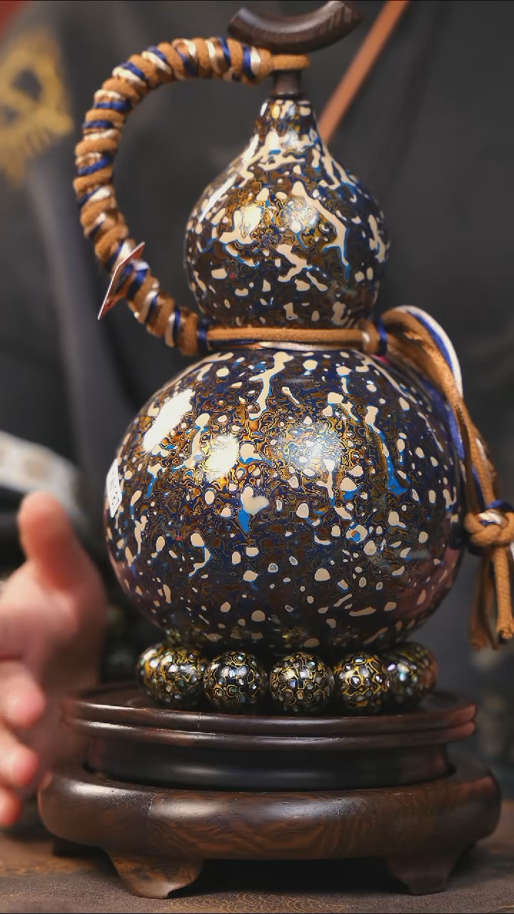 【闪购商品】YW187漆艺酒葫芦不包手串及旋转底座